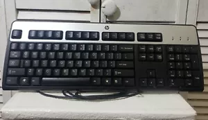 Genuine HP Desktop Black & Silver Wired USB Keyboard SK-2885 - Picture 1 of 3