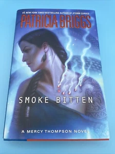 Smoke Bitten ~ A Mercy Thompson Novel (Patricia Briggs, 2020) SIGNED, 1st Ed, HC - Picture 1 of 11