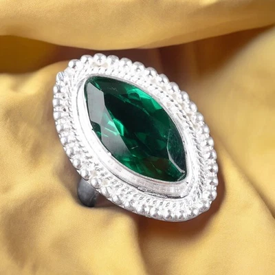 Anillo hecho a mano de plata de ley 925 con piedras preciosas verdes esmeralda creado en laboratorio todas las tallas DI Foto 1 de 4