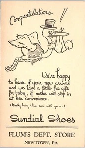 Tarjeta de llegada de bebé vintage reloj de sol zapatos promoción de los grandes almacenes Flum’s - Imagen 1 de 5