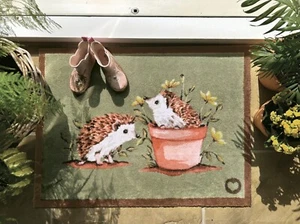 Hug Teppich Igel Friends Design / Läufer Schmutzfänger Fußmatte maschinenwaschbar - Bild 1 von 10