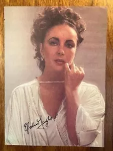 RARE VINTAGE EXQUISITE 8 x 11 GLAMOUR MAGAZINE PHOTO SIGNED BY ELIZABETH TAYLOR - Picture 1 of 3