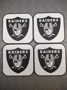 LAS VEGAS RAIDERS NFL GETRÄNK UNTERSETZER FOOTBALL 3,5" 0,2" 4ER SET HITZEBESTÄNDIGE BAR - Bild 1 von 5