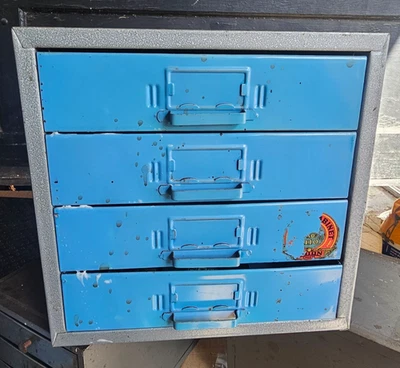 VINTAGE METAL UNION CHESTS 4-DRAWER PARTS UTILITY HARDWARE CABINET MODEL 410 - Image 1 of 4