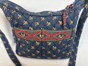 Borsa Y2K Vera Bradley Emily Rosso Blu Tessuto Trapuntato Floreale 7”x9” - Foto 1 di 13