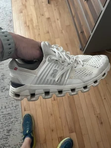 Scarpe da corsa On donna Cloudswift 3 bianche sneakers taglia 8 - Foto 1 di 8