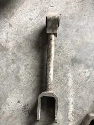 09-18 INFINITI G35 G37 Q60 370Z REAR LATERAL CONTROL ARM LOWER - Image 1 of 2