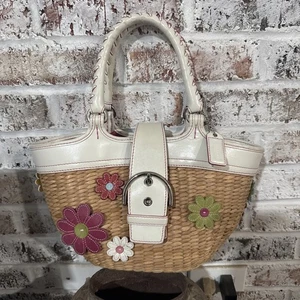 Vintage COACH Flower Straw Bag (Limited Edition/Rare) Flowers Purse - Picture 1 of 6