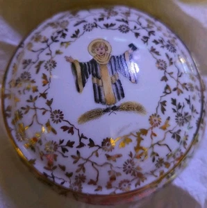 Porzellan Schmuckschatulle mit Goldrand und religiöser Figur - Bild 1 von 4