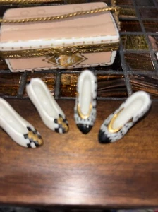 Vintage Porcelain Trinket Box Limoges France Print Main (READ) Needs Repair - Picture 1 of 12