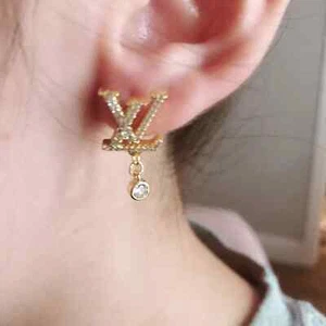 2 Ct Round Cut Lab Created Diamond 14K Yellow Gold Plated Womens Stud Earrings - Picture 1 of 5