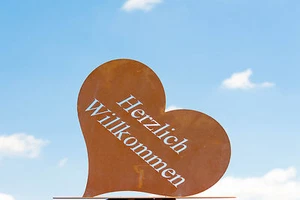 Edelrost Herz Herzlich Willkommen Rost Patina Metall Garten Deko Trend Figur - Bild 1 von 3