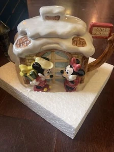 Vintage Disney Santa’s Workshop Mickey And Minnie Christmas Teapot New Condition - Picture 1 of 3