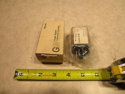 EAGLE SIGNAL 22Q2CA120-02 RELAY, 120V, 8 PIN, S0660 - Image 1 of 3