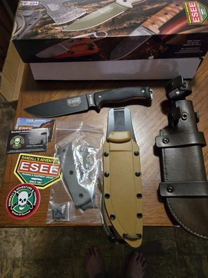 Esee 6 con funda de cuero personalizada y asas Lucas Caroll. Nuevo con caja Foto 1 de 4