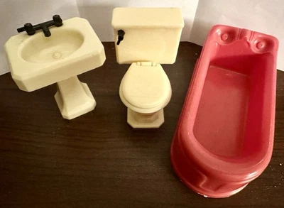 Fregadero, bañera y bañera Plasco roja vintage de plástico para casa de muñecas Renwal Foto 1 de 4