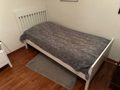 Letto singolo bianco con rete a doghe, smontabile (90×200 cm) - Immagine 1 di 3