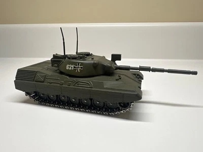 SOLIDO KPZ Leopard Nº. 243 12-1974 - Image 1 of 4