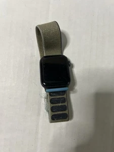 Apple Watch Series 6 A2292 44mm szary aluminiowy GPS - porysowany ekran i zablokowany - Zdjęcie 1 z 7