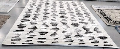 Alfombra MARFIL/NEGRO 8' X 10' Defecto, Precio Reducido 1172744077 TUL644A-8 Foto 1 de 4