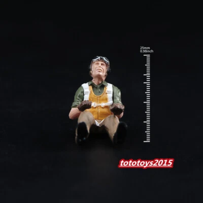 1/48 WWII US Male Pilot Scene Props Doll Miniatures Figures For Cars Vehicle Toy - Image 1 of 4