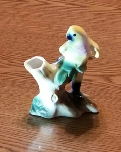 Vintage 1960's Royal Copley Parrot Bud Vase Figurine 5" Tall - Picture 1 of 6