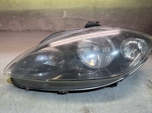 SEAT LEON 2010 PASSENGERS SIDE HALOGEN HEADLIGHT BLACK INSERT 5P2941033A - Picture 1 of 6