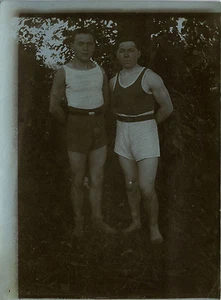 PHOTO ANCIENNE - VINTAGE SNAPSHOT - HOMME ATHLÈTE MUSCLE SPORTIF - MAN SPORT  - Imagen 1 de 1