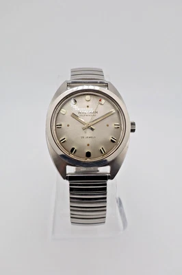Vintage Waltham Stainless Steel 25J Dexter Morgan Automatic Mens Watch c. 1970 - Image 1 of 4