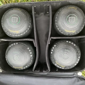 Juego de 4 cuencos para césped Henselite talla 5 usados con bolsa original - Imagen 1 de 8