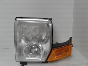 Driver Left Headlight Halogen Fits 06-10 COMMANDER 1207070 - Picture 1 of 12