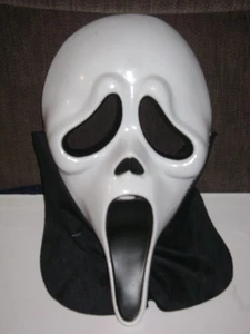 New HALLOWEEN Ghost Face Mask M sz 12 1/2 in length - Picture 1 of 2