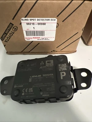 2025 Toyota Camry Front Radar Distance Sensor Oem 882100E060 - Image 1 of 4