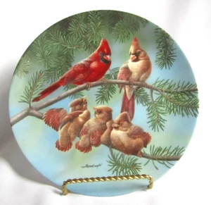 BRADEX KNOWLS COLLECTOR PLATE THE SINGING LESSON CARDINALS IN PINE TREE SIGNED - Picture 1 of 2