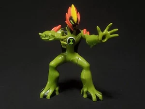 2008 Bandai Ben 10 Alien Force Swarmfire Alien Collection 6.25" Action Figure - Picture 1 of 5