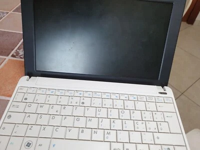 Mini Computer ASUS EEE PC1001PX Usato - Immagine 1 di 3