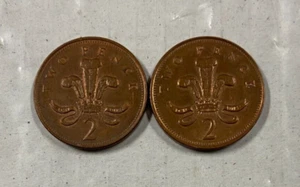 1997 & 2001 United Kingdom 2 Two Pence Coin x 2 Circulated Coins - Picture 1 of 2
