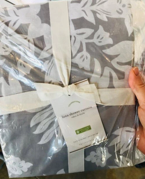 Cortina de chuveiro floral Pottery Barn Lana cinza 72x72 folha de acanto fazenda nova🦩 - Imagem 1 de 1