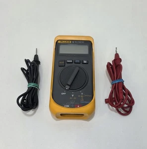 Multímetro Fluke 16 con cables de prueba - Imagen 1 de 7