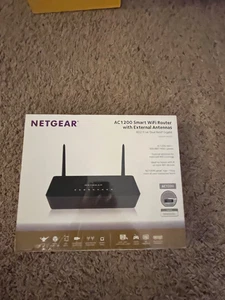NETGEAR AC1200 Inteligentny router Wi-Fi z antenami zewnętrznymi R6220 (NOWY) OPEN BOX - Zdjęcie 1 z 4