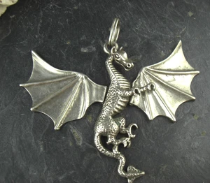 Anhänger Kette großer Drache bewegliche Flügel massiv  925er Sterling Silber - Picture 1 of 3