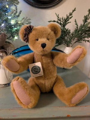 🧸Collectible 1990 Boyds Bears & Friends Jenny McBruin With Tag  - Image 1 of 4