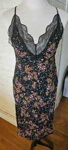VICTORIAS SECRET black POLYESTER floral & stars CHEMISE GOWN calf length sz S - Picture 1 of 6