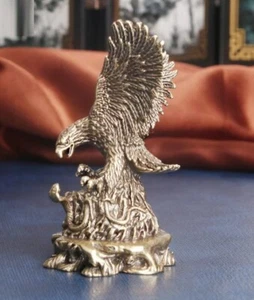 Brass Flying Eagle Animal Statue Small Sculpture Tabletop Figurine Decor Gifts - Picture 1 of 9