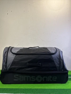 Samsonite - Andante 2 24" Wheeled Duffel Bag - Black - Image 1 of 4