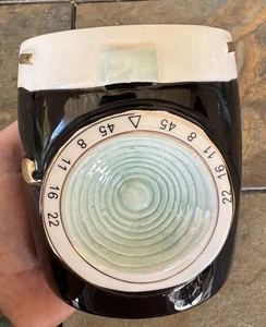 Taza de café retro de cerámica para cámara negra blanca dorada azul - Imagen 1 de 14