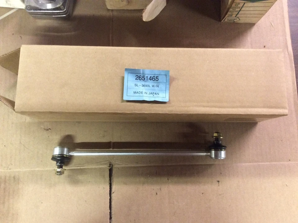 Kit de enlace de barra estabilizadora de suspensión NAPA 265-1465 - Se adapta a 97-04 Toyota 97-03 Lexus Foto 1 de 4