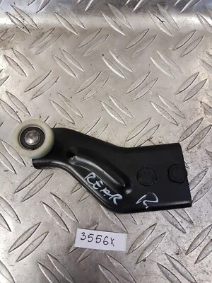 Soporte de puerta corredera trasera para conductor Ford Grand C Max AM51-U25028-AF 2016 Foto 1 de 3