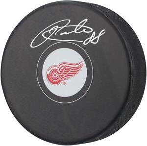 Patrick Kane Detroit Red Wings Autographed Hockey Puck