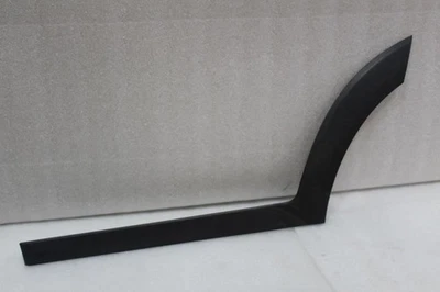 2016 2017 2018 2019 2020 2021 HYUNDAI TUCSON PUERTA TRASERA IZQUIERDA MOLDURA MOLDURA Foto 1 de 4